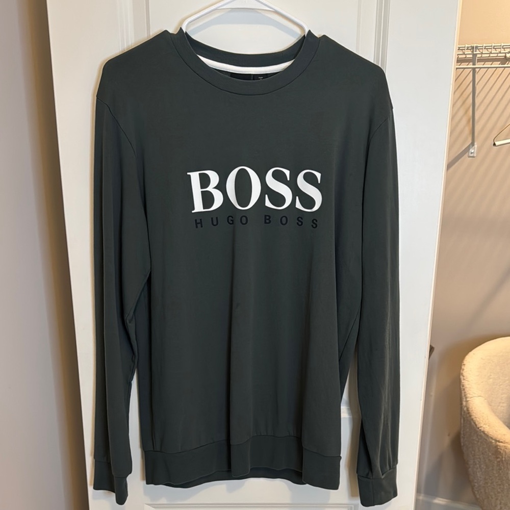 Hugo Boss Green Crewneck Sweater with Bold Logo